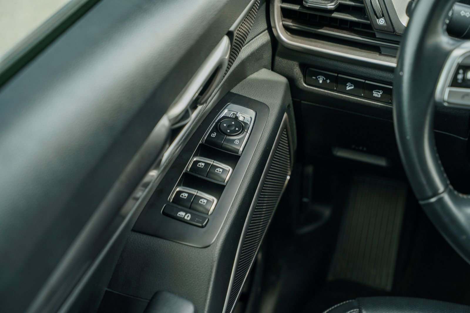 Used 2025 Kia Telluride S AWD/4WD image 29