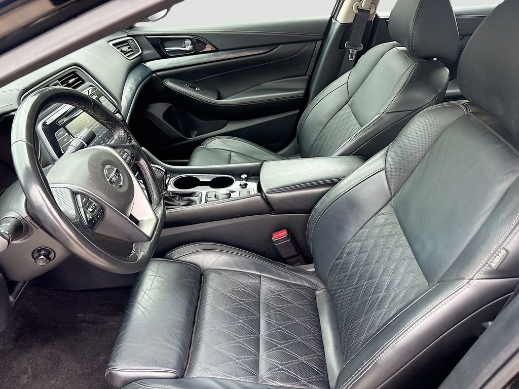 Used 2023 Nissan Maxima Platinum w/ Sport Mat Group FWD image 21