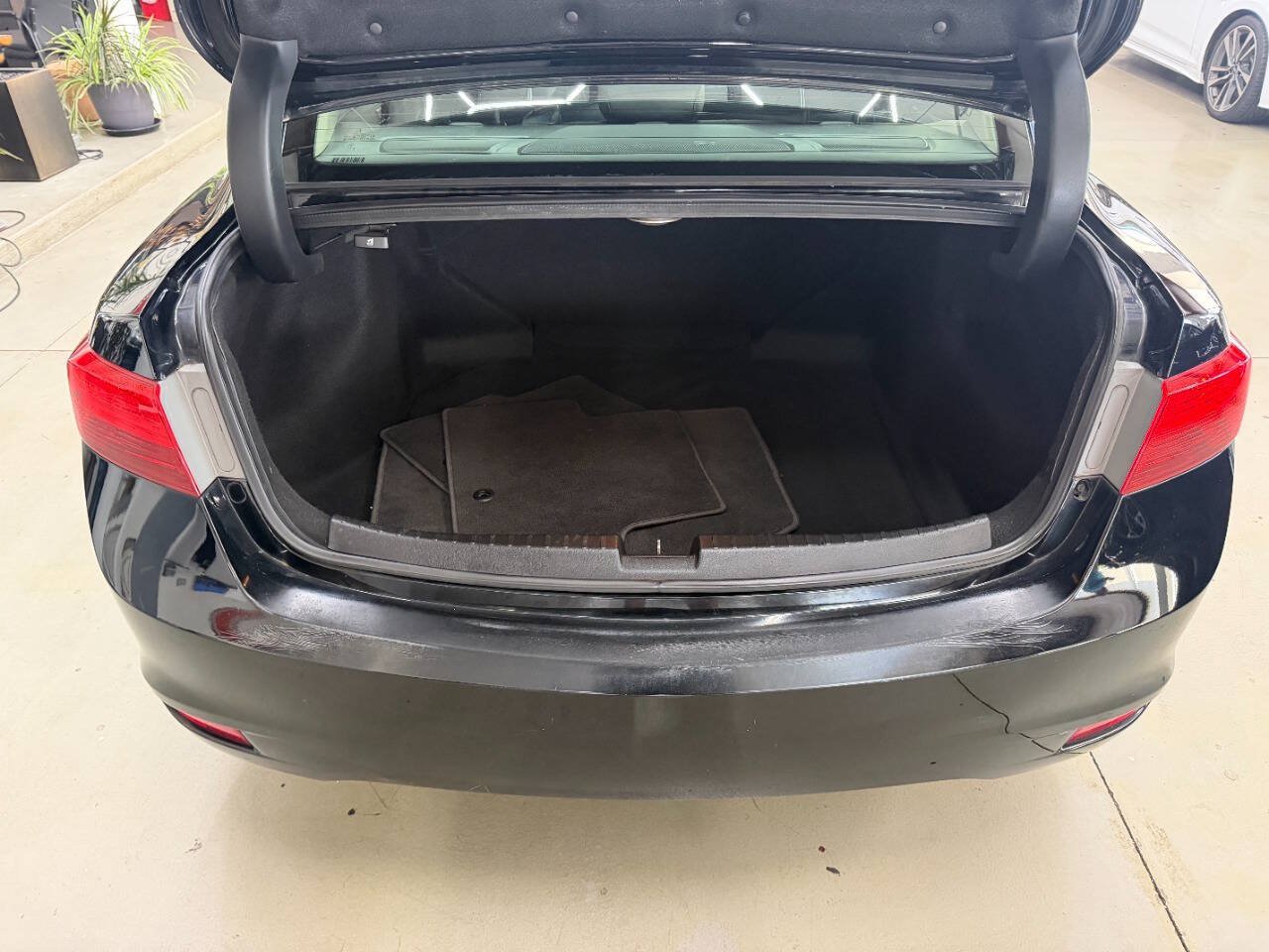Used 2014 Acura ILX FWD image 9