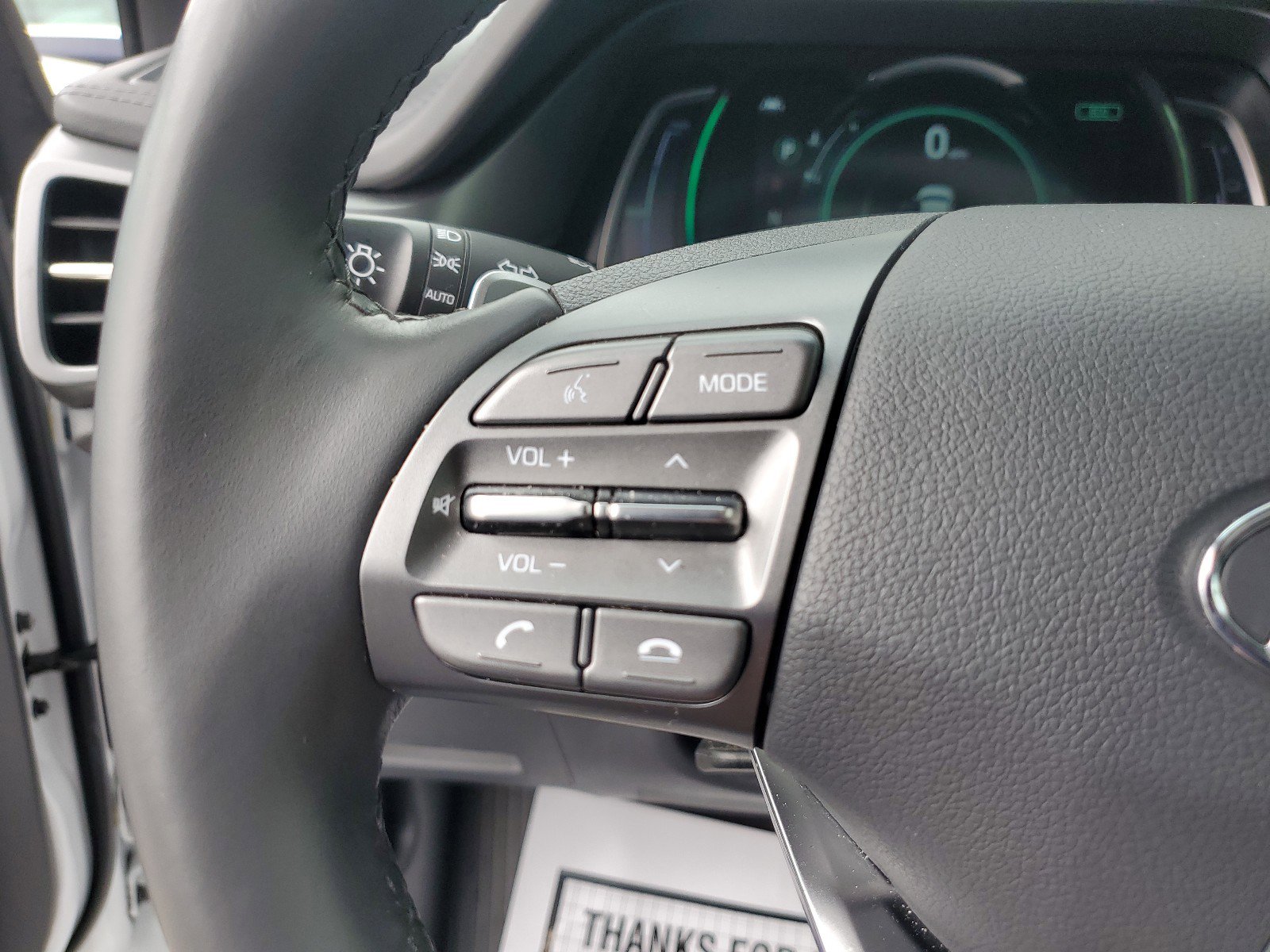 Used 2020 Hyundai Ioniq Limited image 22