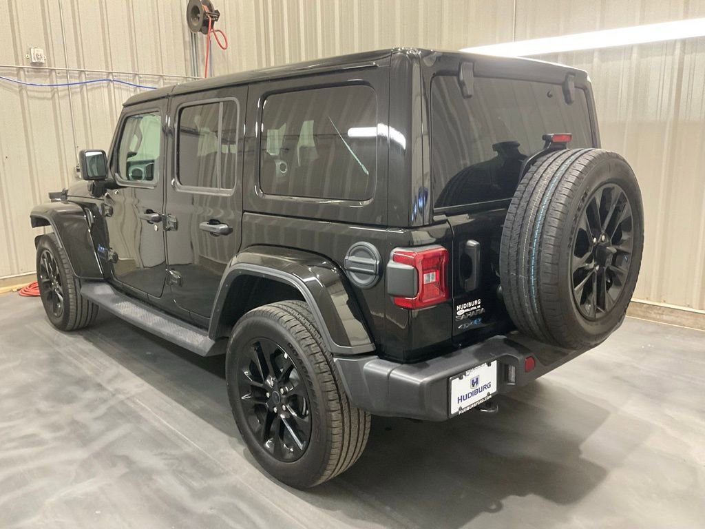 Used 2025 Jeep Wrangler Unlimited Sahara image 20