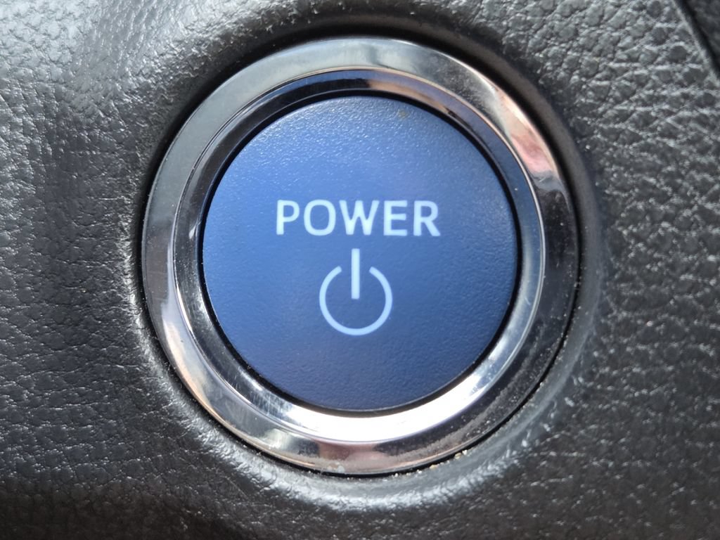 Used 2022 Toyota RAV4 XSE AWD/4WD image 37