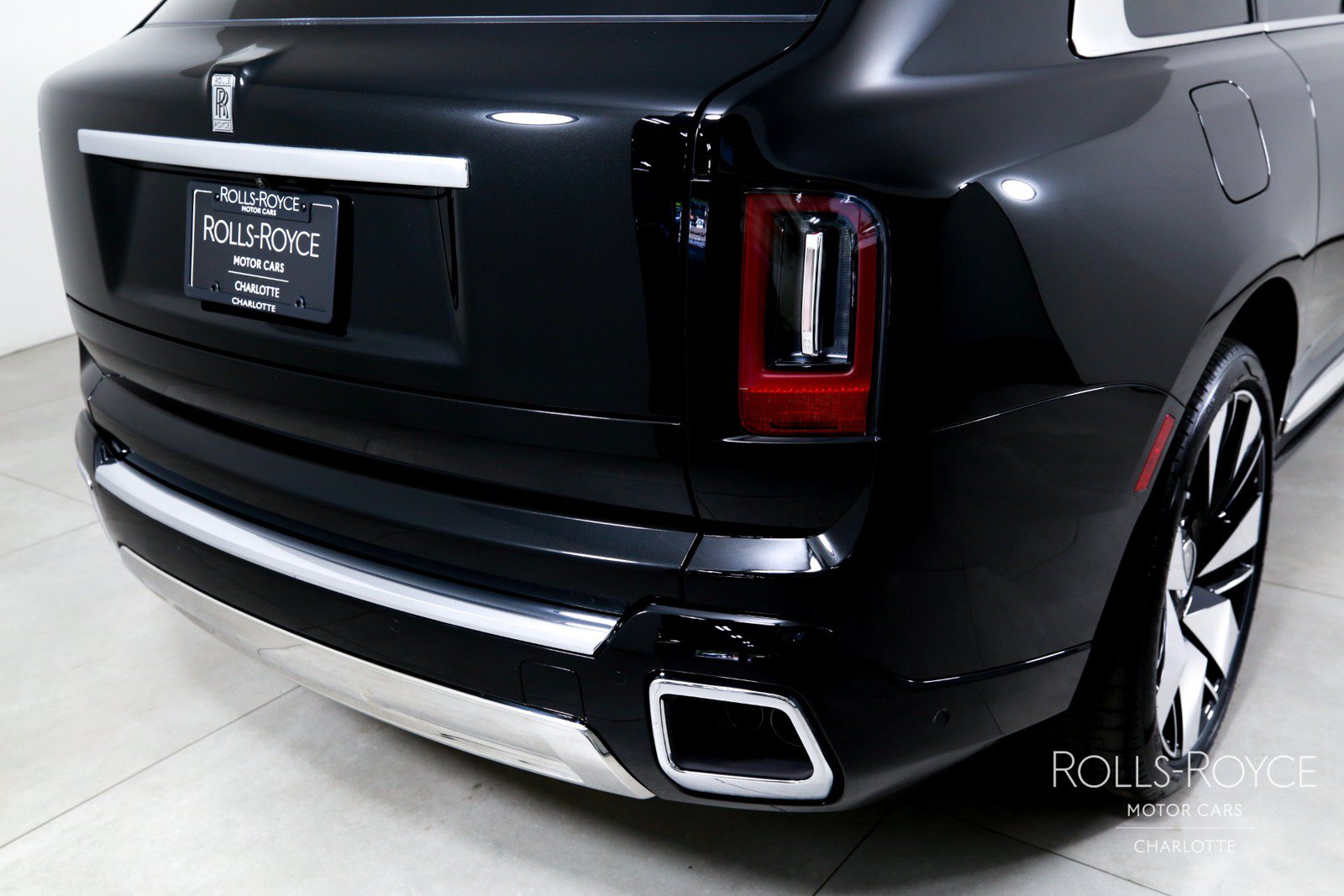 New 2026 Rolls-Royce Cullinan AWD/4WD image 45