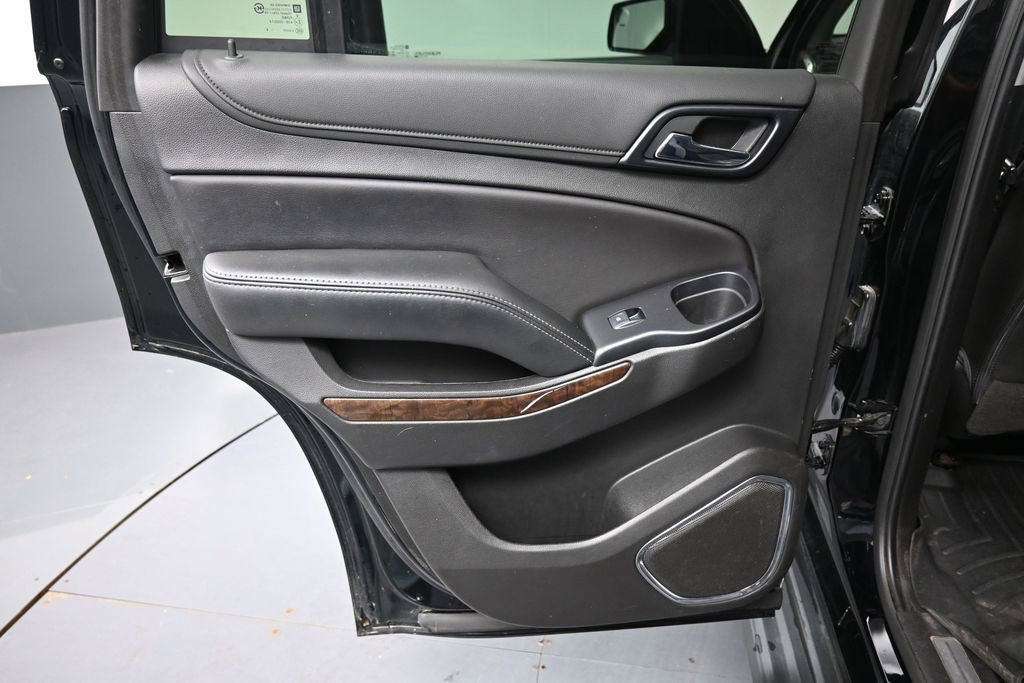 Used 2019 Chevrolet Tahoe LT AWD/4WD image 18