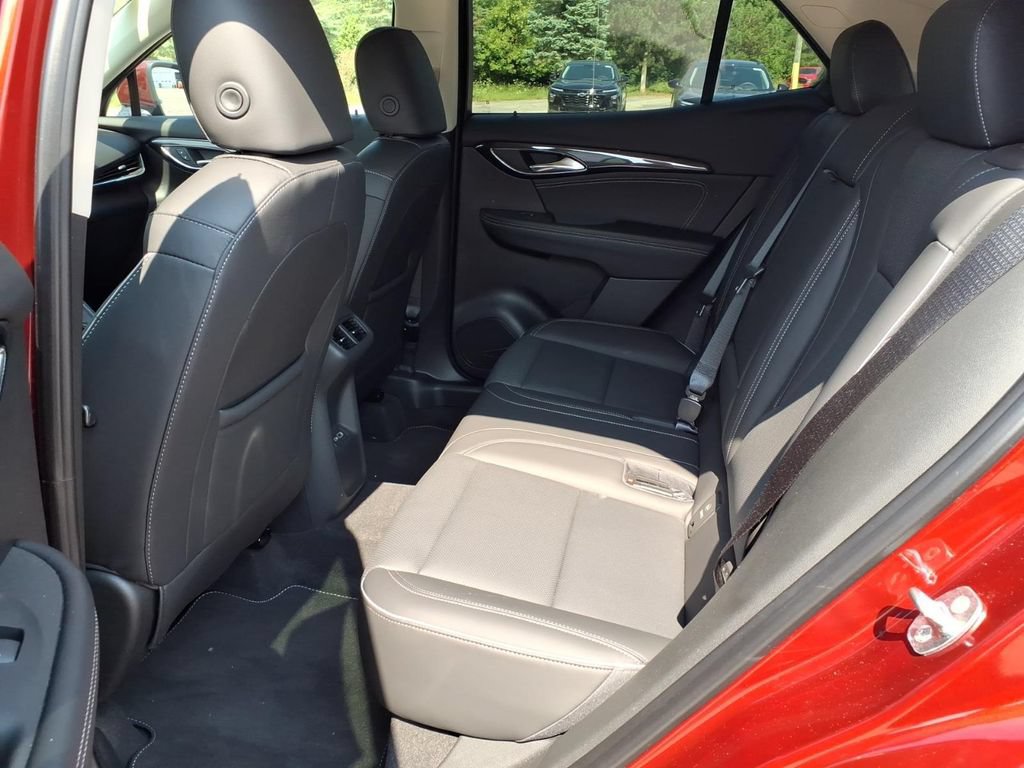 Used 2023 Buick Envision Essence FWD image 9
