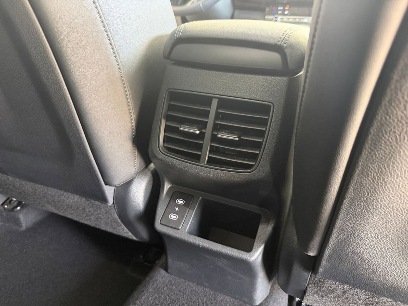 Used 2025 Kia Seltos S image 23