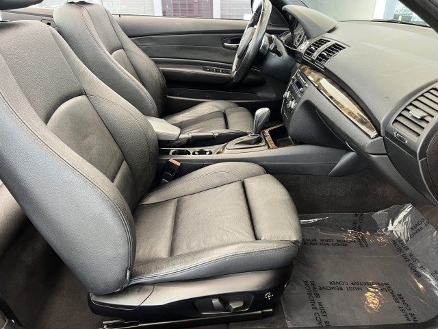 Used 2010 BMW 135i Convertible RWD image 13