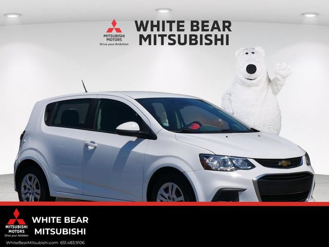 Used 2020 Chevrolet Sonic LT FWD image 1