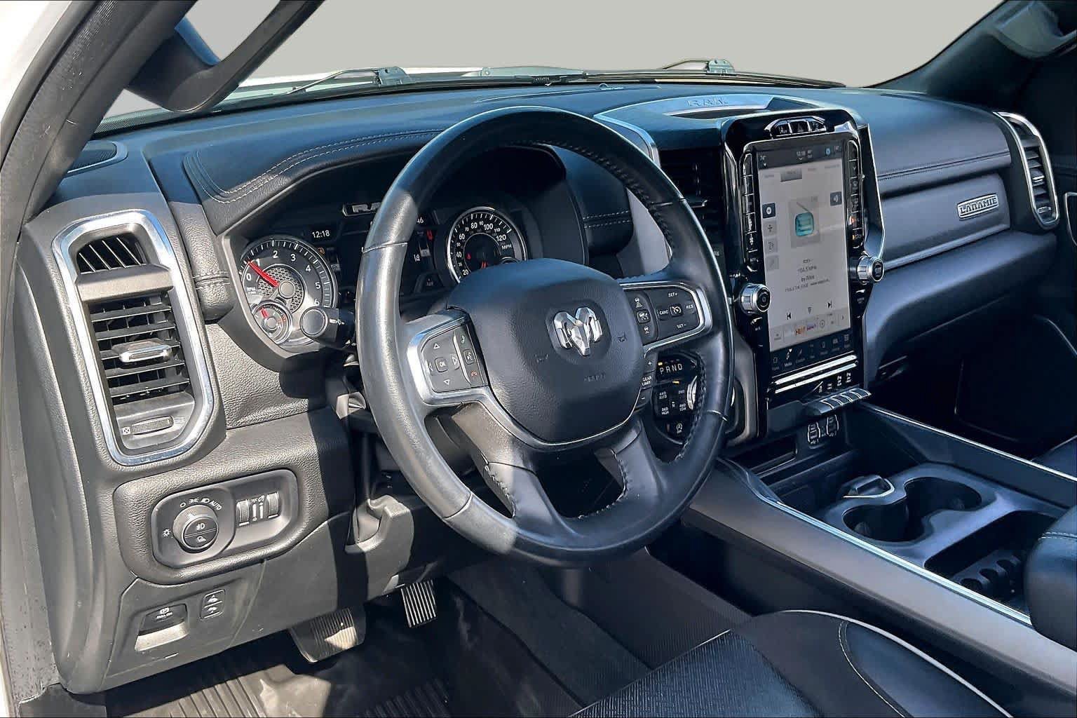 Used 2023 RAM 1500 Laramie AWD/4WD image 17