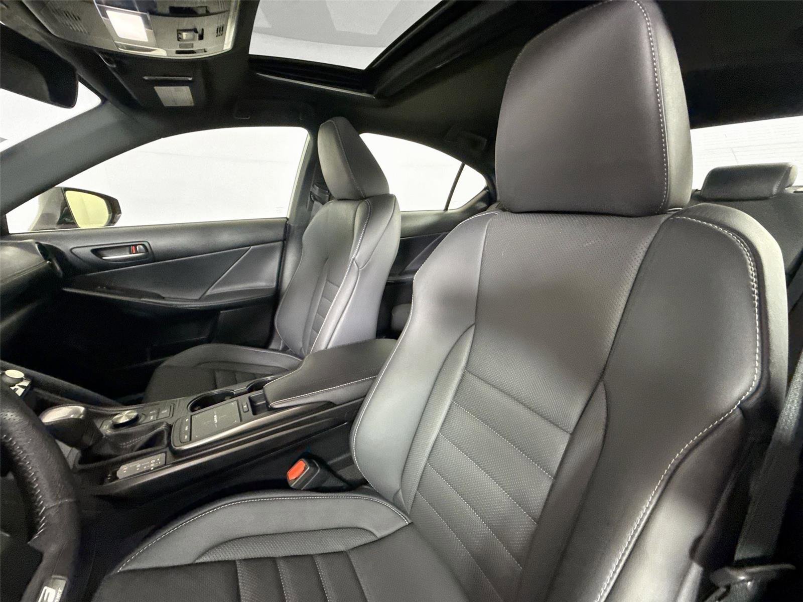 Used 2023 Lexus IS 350 F Sport image 3