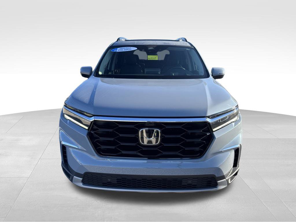 Used 2024 Honda Pilot Elite image 4