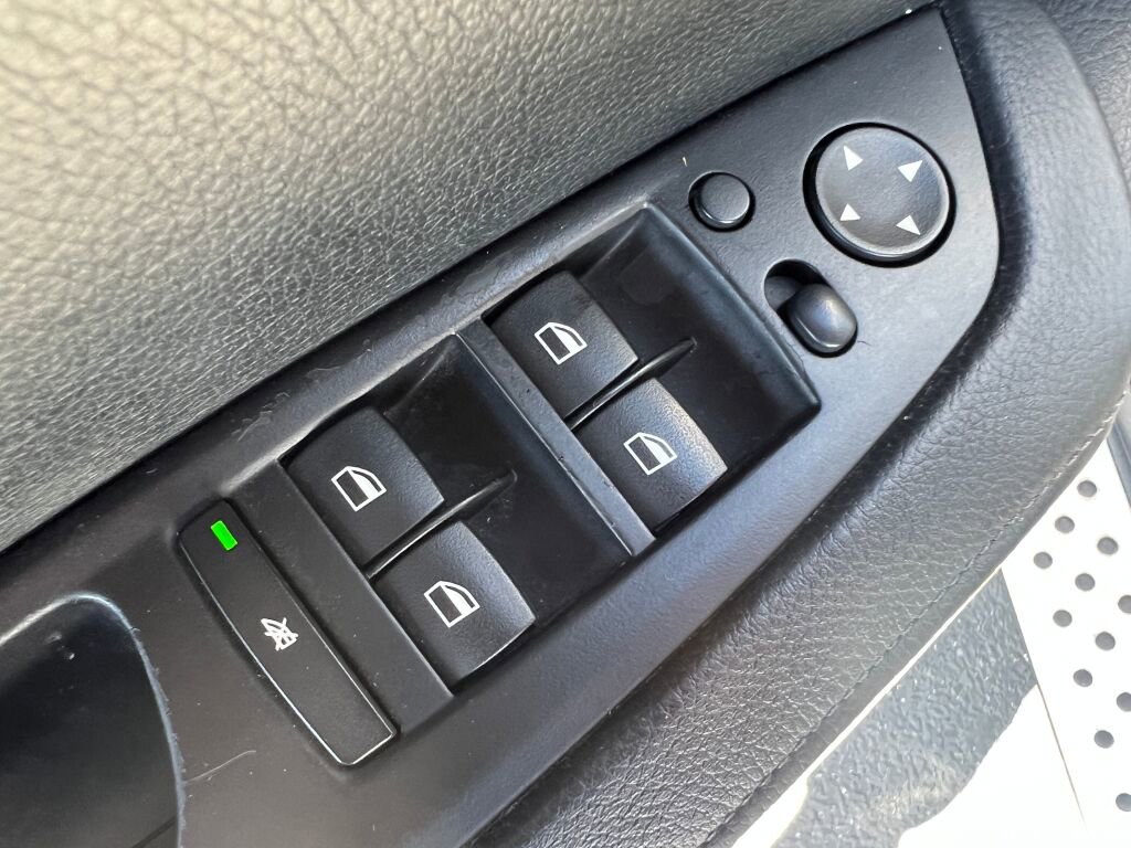 Used 2008 BMW X5 3.0si image 19