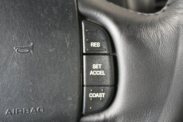 Used 2000 Ford F150 Harley-Davidson RWD image 16