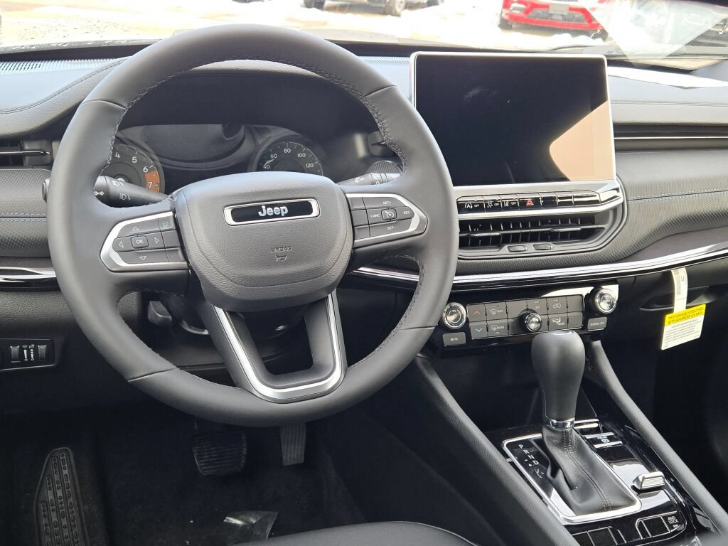 New 2026 Jeep Compass Latitude AWD/4WD image 2