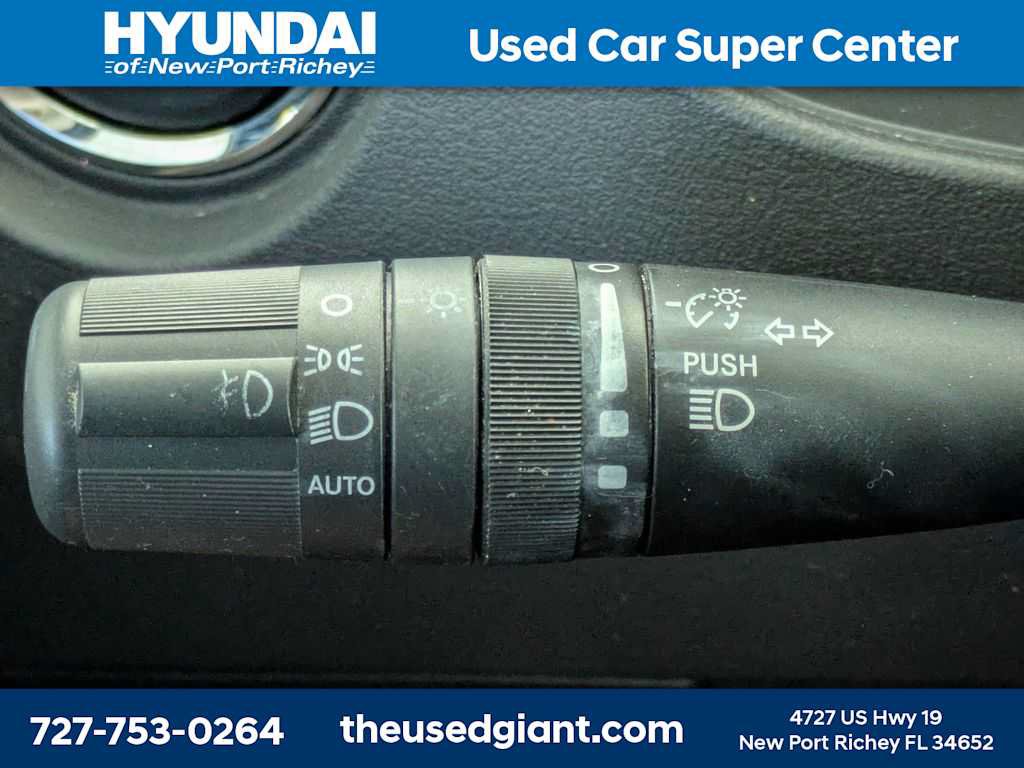 Used 2016 Jeep Patriot Latitude FWD image 30