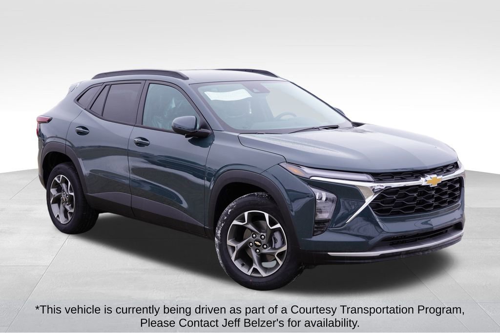 New 2026 Chevrolet Trax LT w/ Driver Confidence Package FWD image 1