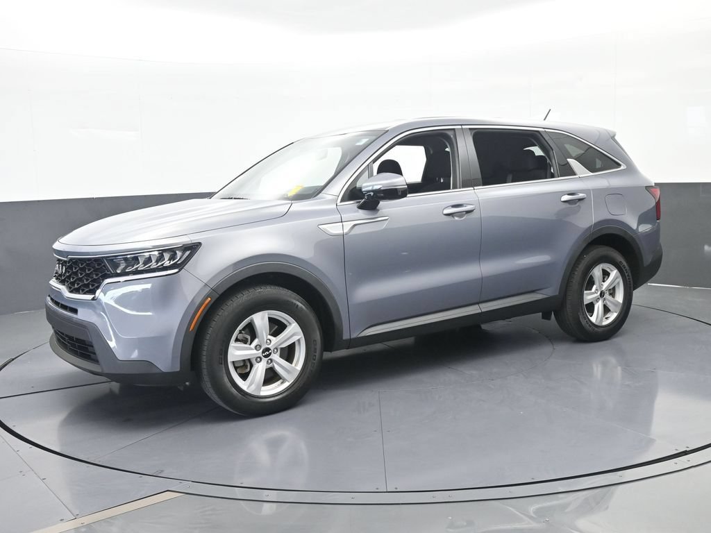 Used 2023 Kia Sorento LX FWD video 2