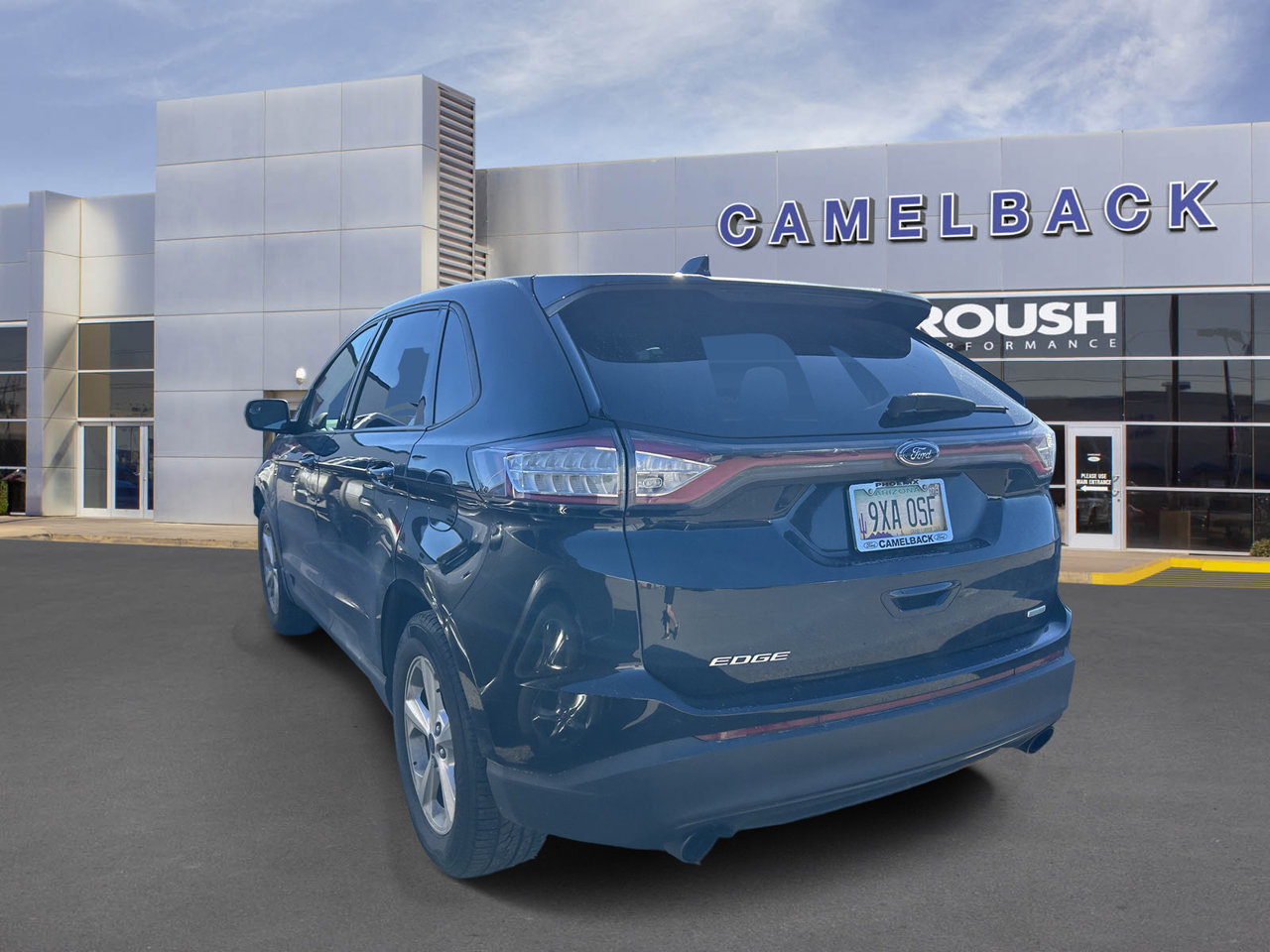 Used 2018 Ford Edge SE FWD image 6