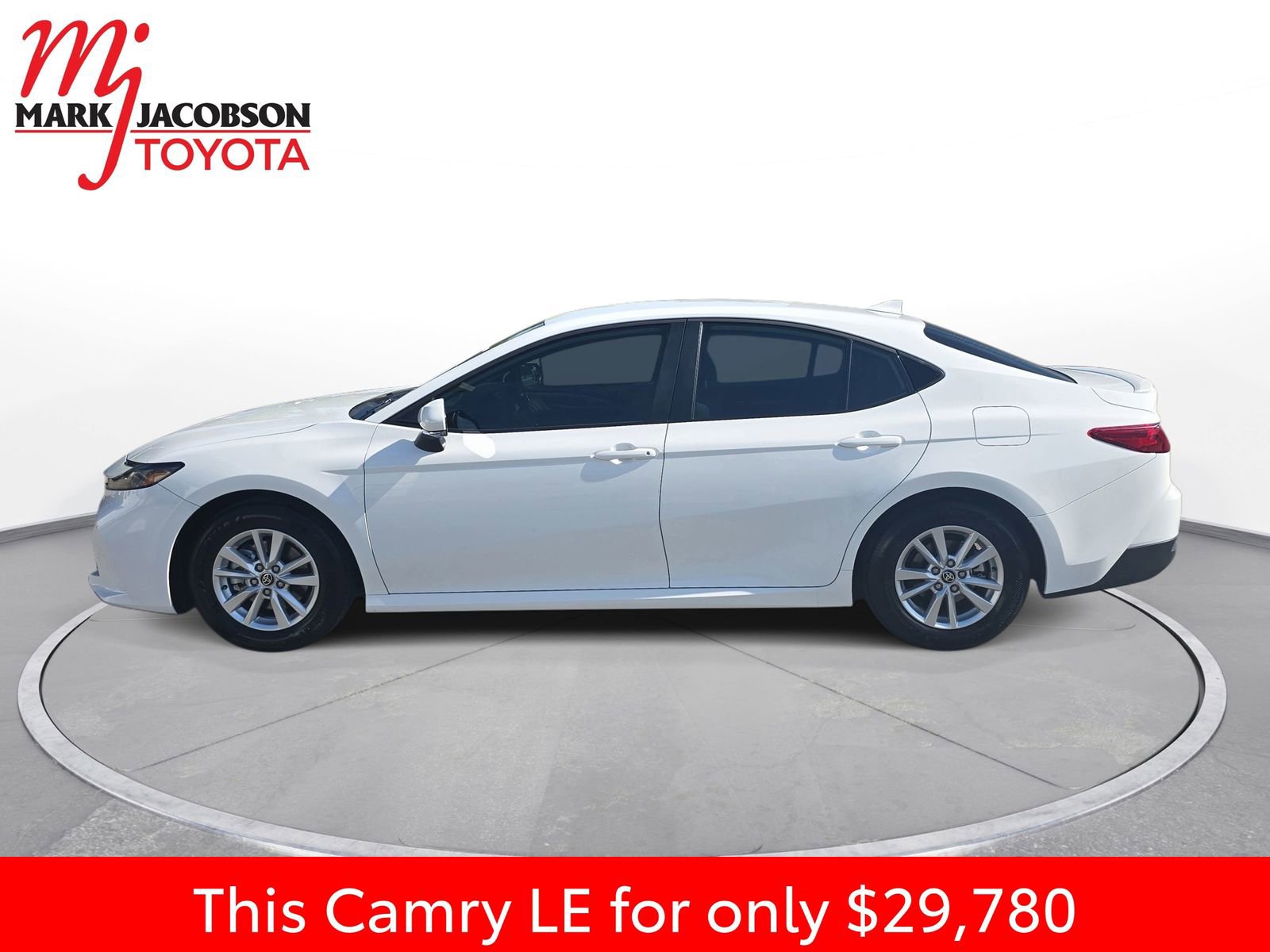 Used 2026 Toyota Camry LE w/ Convenience Package FWD image 14