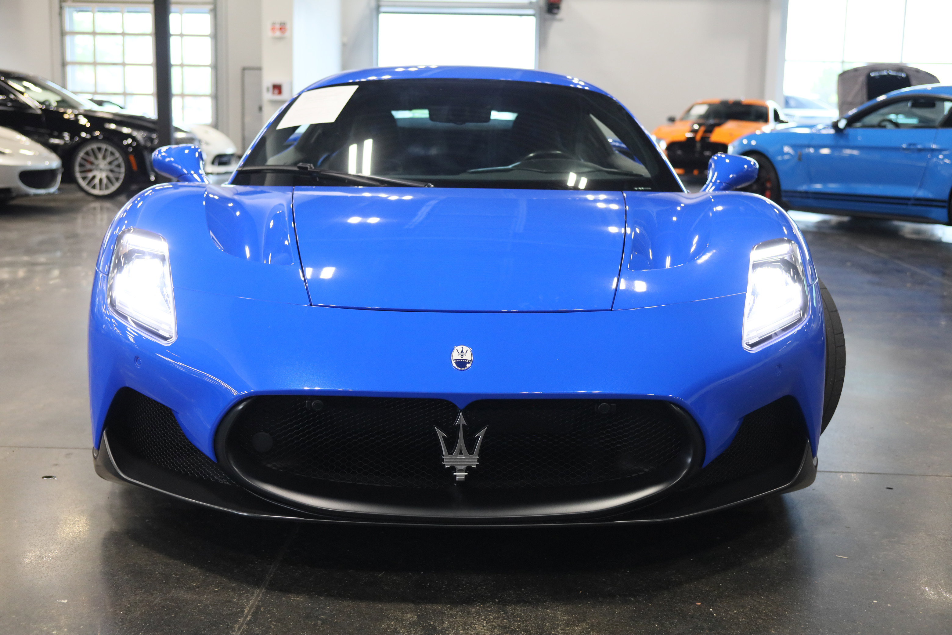 Used 2022 Maserati MC20 Coupe RWD image 2