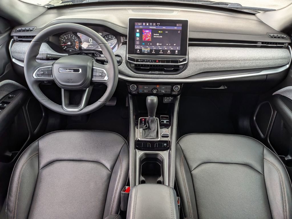 Used 2024 Jeep Compass Latitude AWD/4WD image 24