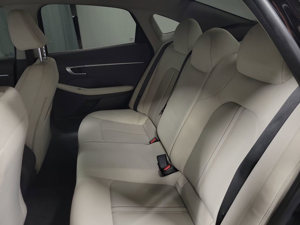 Used 2025 Hyundai Sonata SE FWD image 19