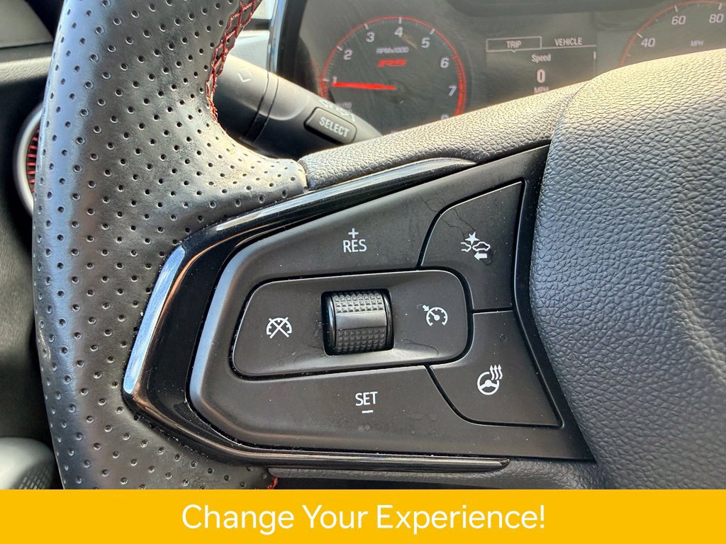 Used 2025 Chevrolet Trax RS w/ Sunroof Package FWD image 22
