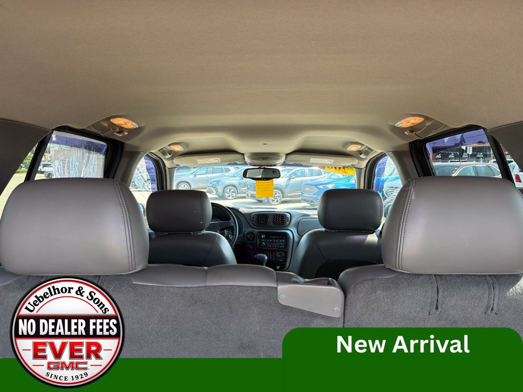 Used 2004 Chevrolet TrailBlazer LT w/ LT Preferred Equipment Group AWD/4WD image 10
