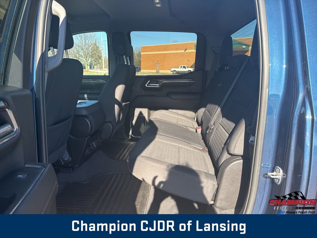 Used 2023 Chevrolet Silverado 1500 LT image 33