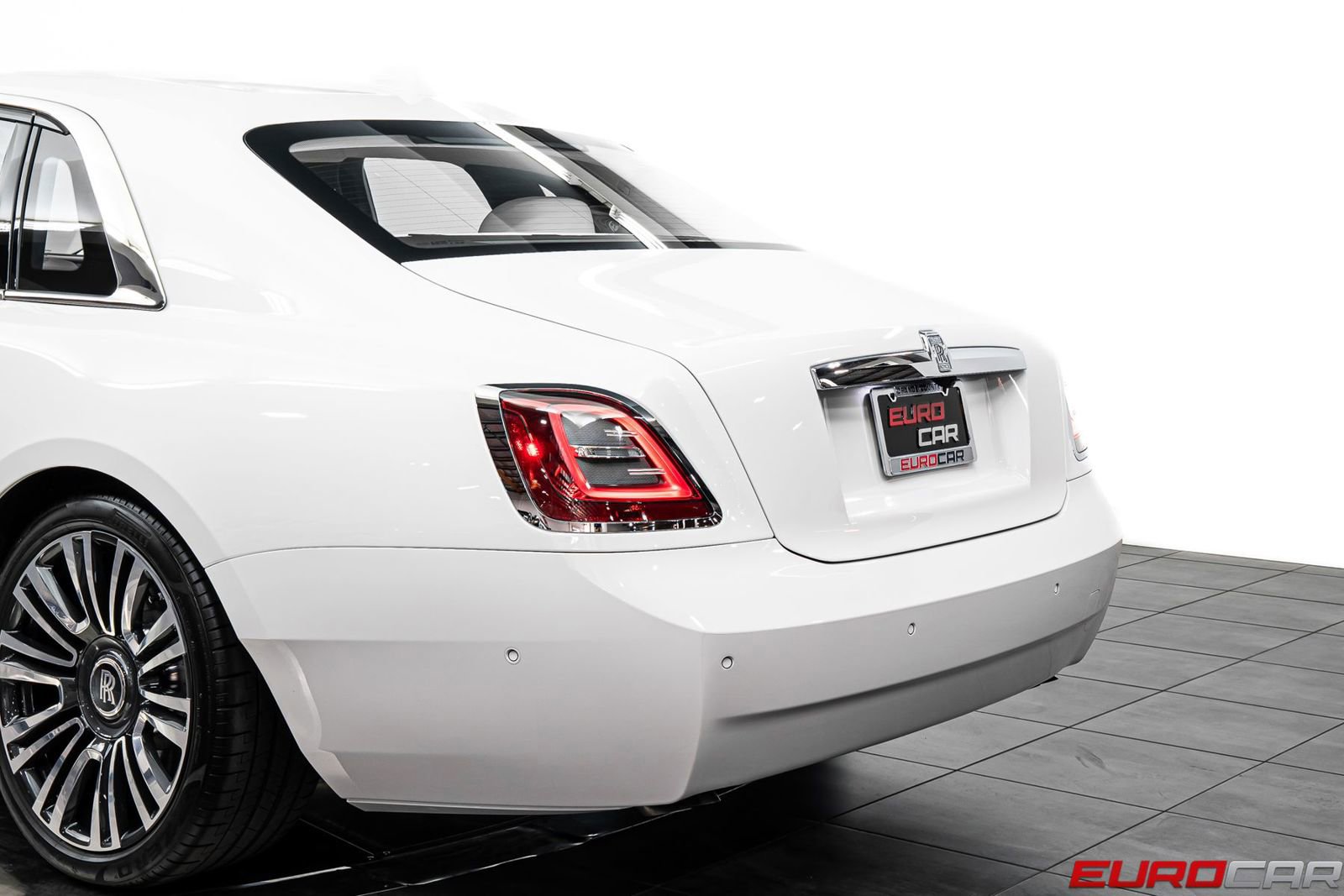 Used 2024 Rolls-Royce Ghost AWD/4WD image 17