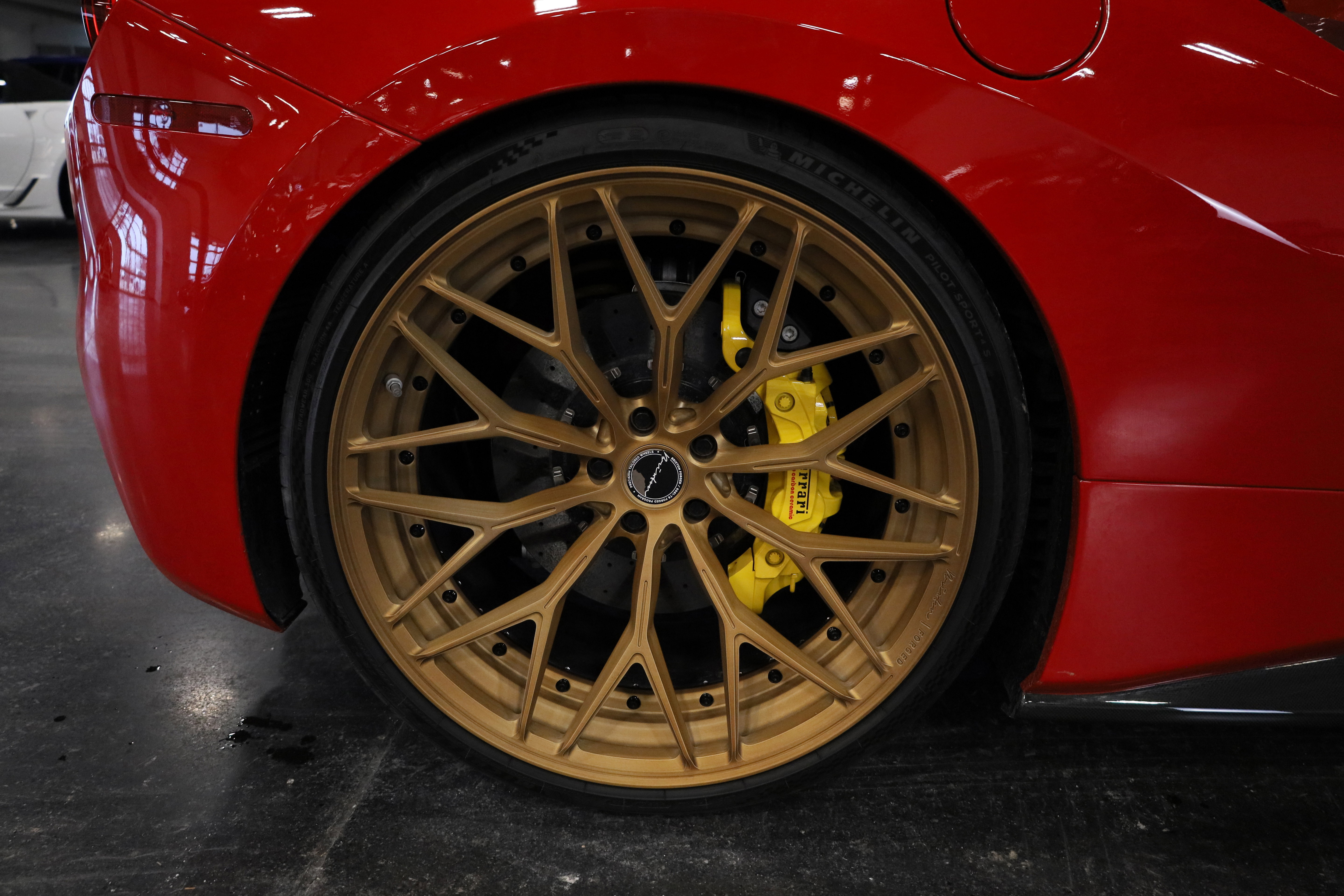 Used 2016 Ferrari 488 GTB image 10