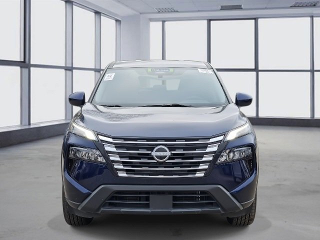 Used 2024 Nissan Rogue SV video 2