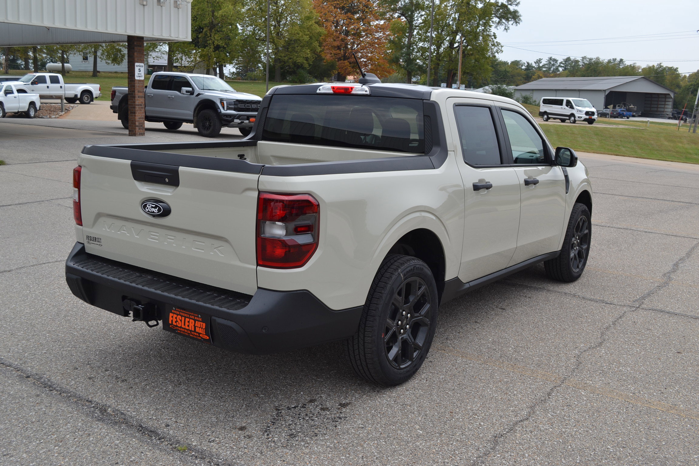 New 2025 Ford Maverick XLT w/ XLT Luxury Package image 6