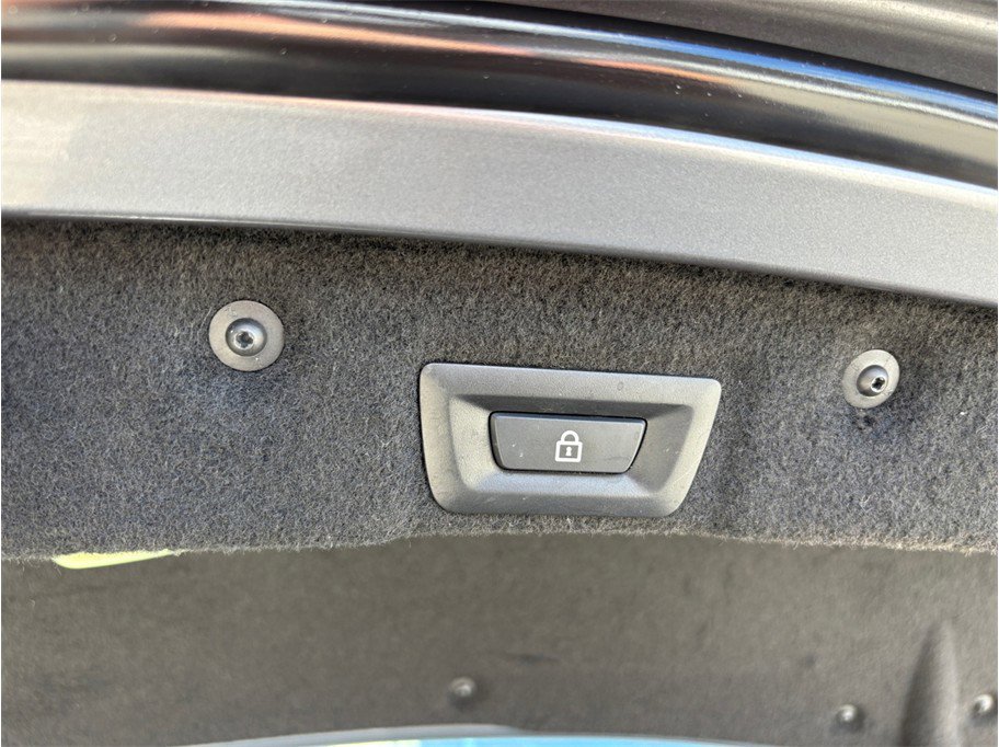 Used 2016 BMW 650i Coupe image 46