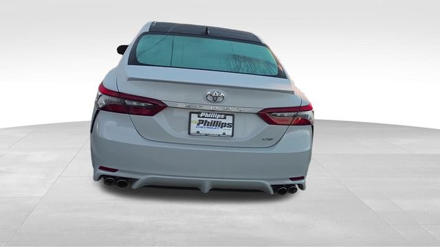 Used 2022 Toyota Camry XSE FWD image 11