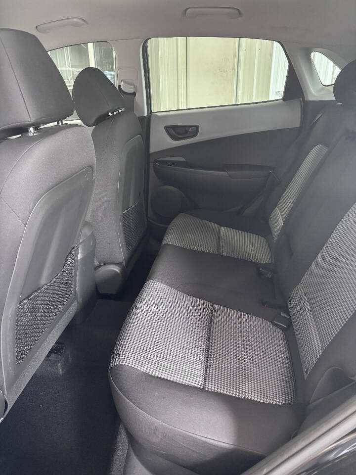 Used 2020 Hyundai Kona SE AWD/4WD image 7