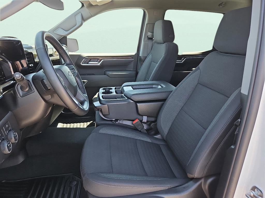 Used 2026 Chevrolet Silverado 1500 RST AWD/4WD image 11
