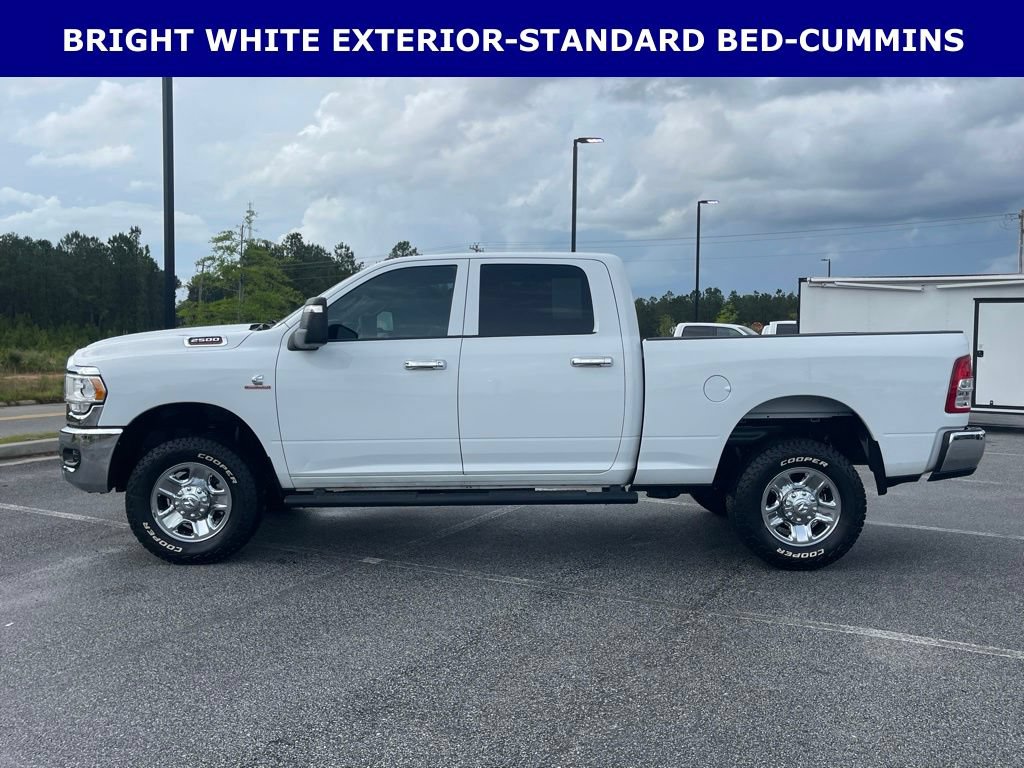 Used 2024 RAM 2500 Tradesman w/ Chrome Appearance Group AWD/4WD image 5