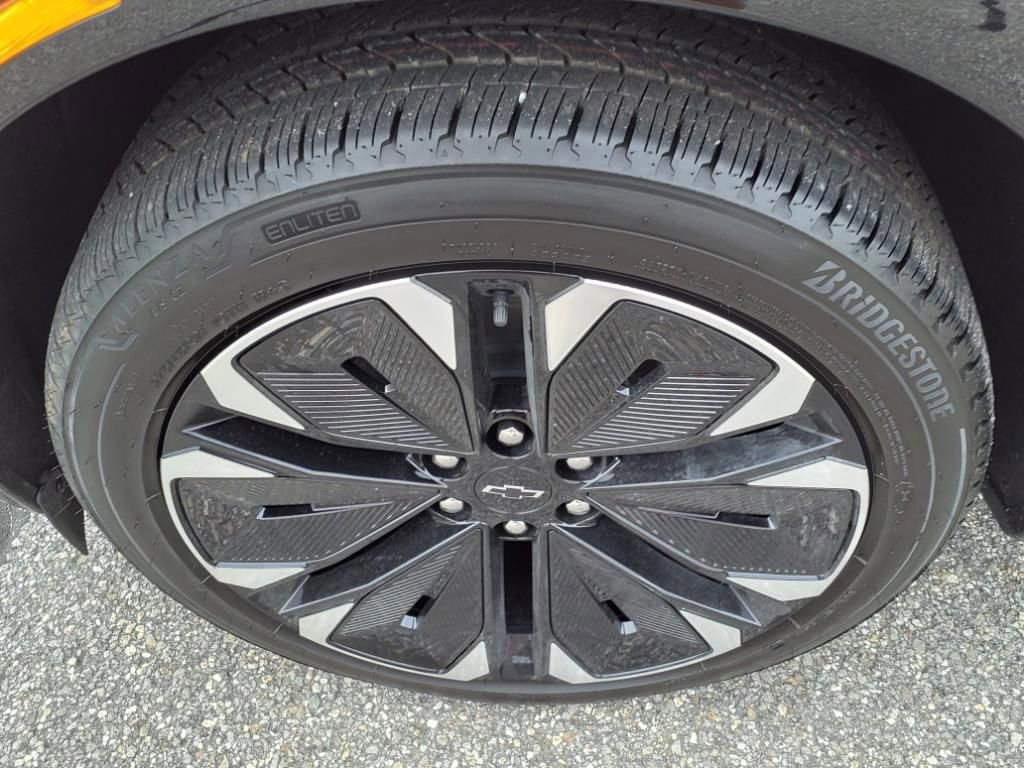 New 2025 Chevrolet Blazer EV RS image 9