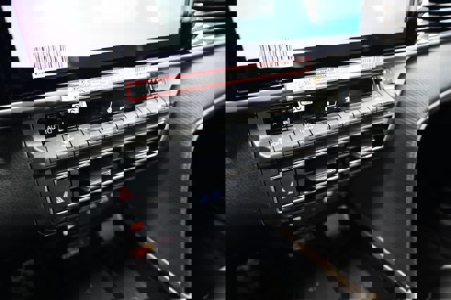 New 2026 Toyota Camry Hybrid image 17