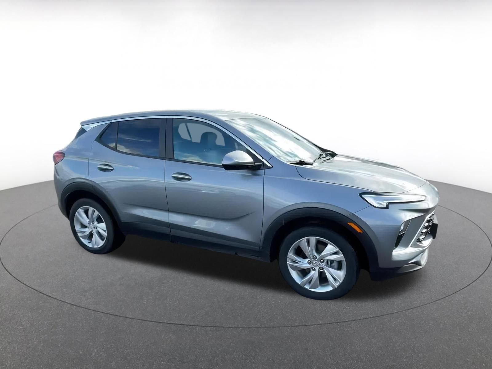 Used 2025 Buick Encore GX Preferred image 2