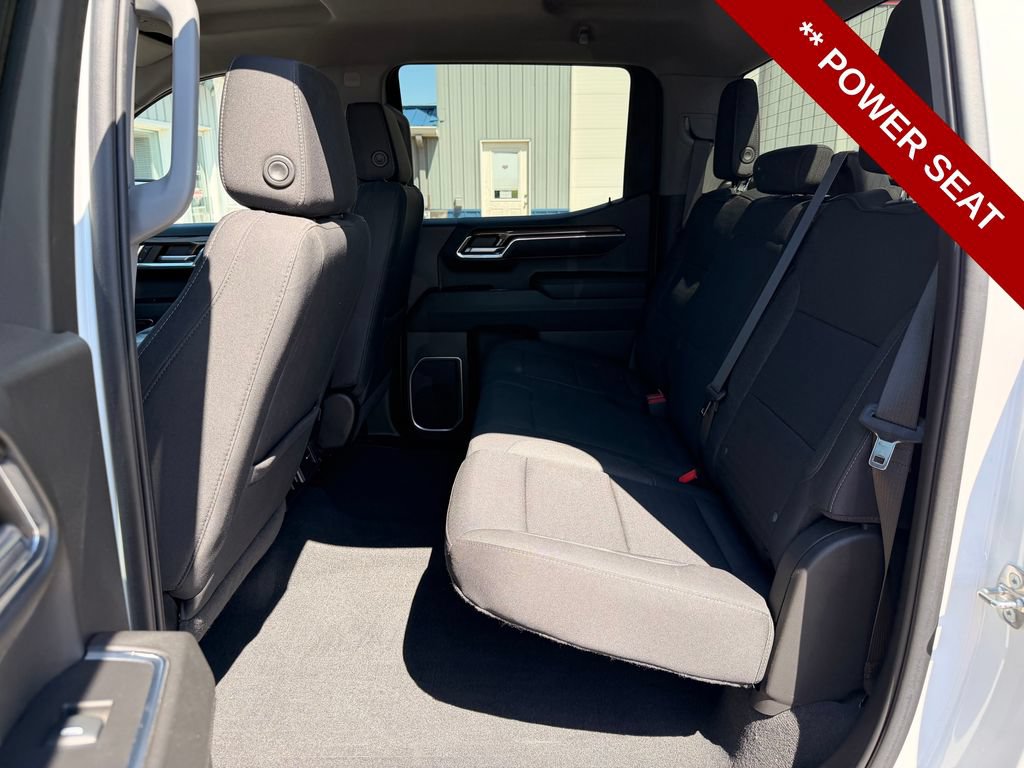 Used 2023 Chevrolet Silverado 1500 LT w/ Protection Package AWD/4WD image 18