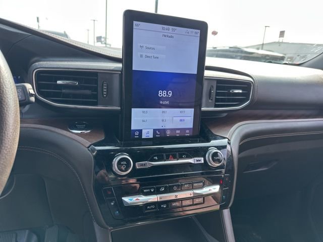 Used 2023 Ford Explorer King Ranch w/ Technology Package image 10