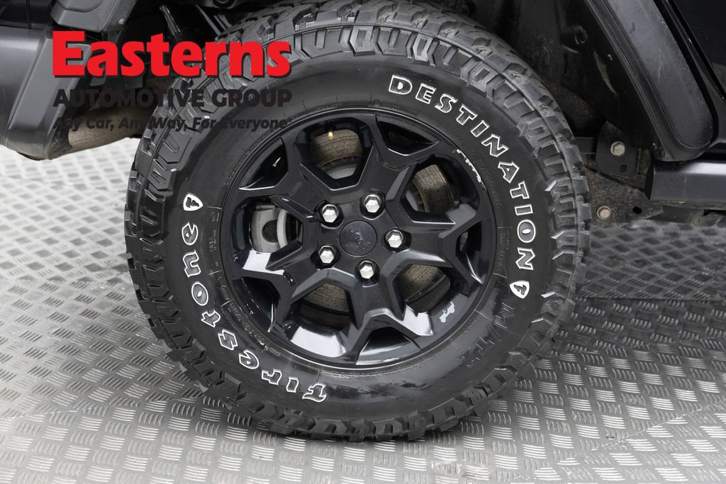 Used 2023 Jeep Wrangler Unlimited w/ Cold Weather Group AWD/4WD image 30
