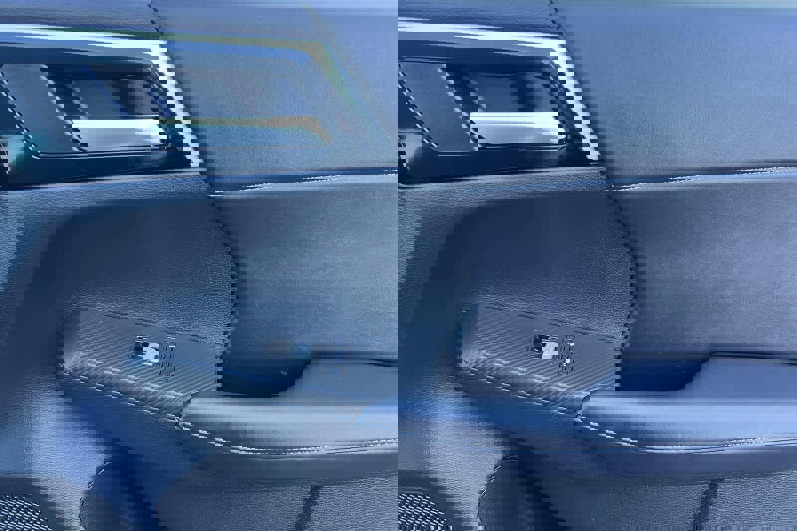 Used 2023 Mitsubishi Outlander SE image 20