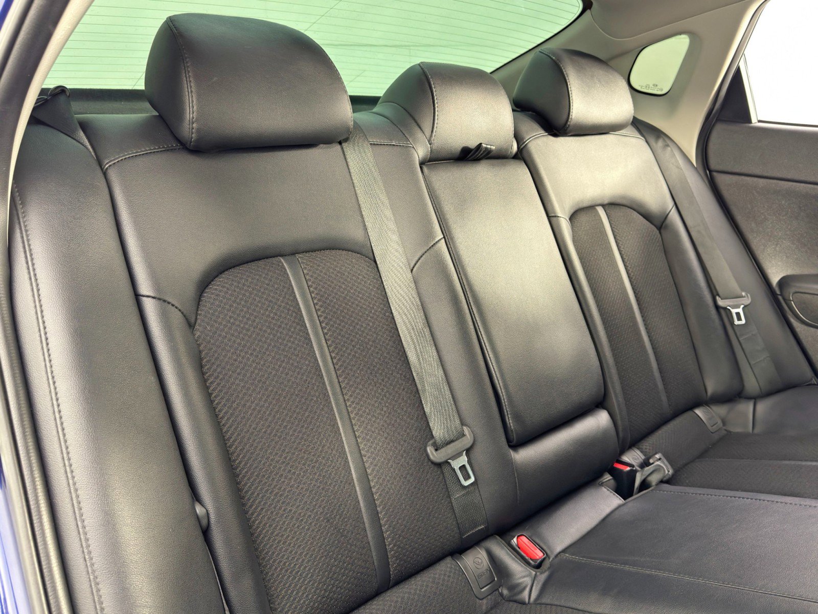 Used 2018 Kia Optima S w/ Panoramic Sunroof Package image 33