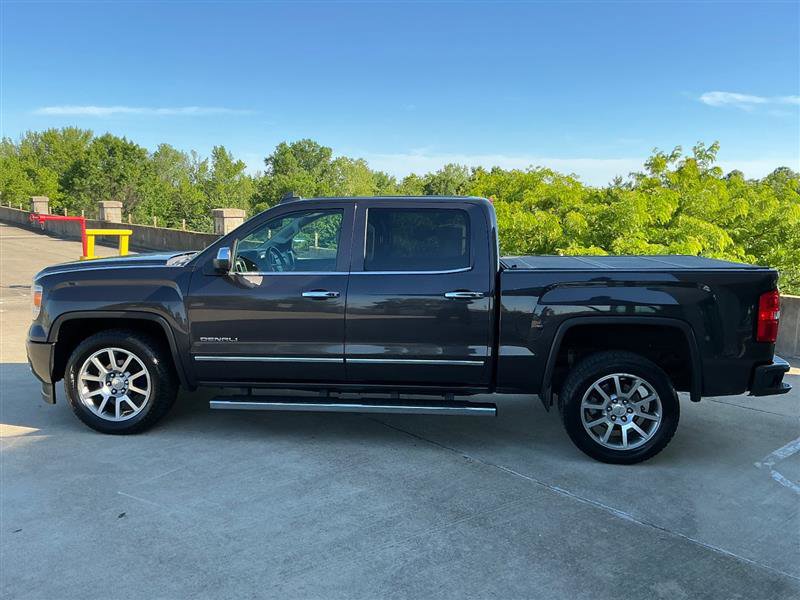 Used 2015 GMC Sierra 1500 Denali RWD image 3