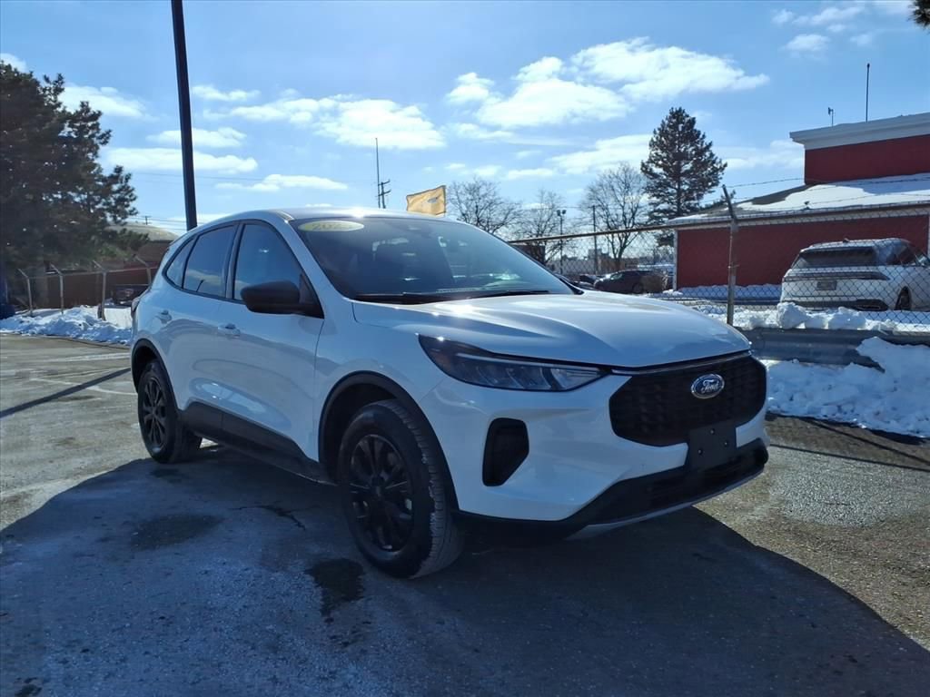 Certified 2025 Ford Escape Active image 27
