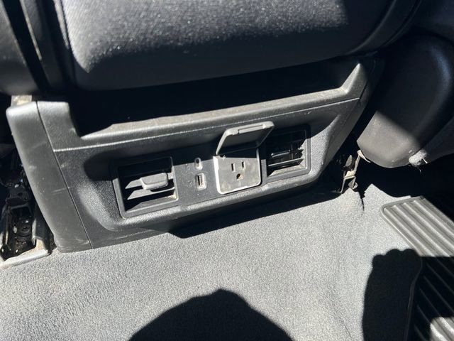 Used 2025 Chevrolet Silverado 2500 LT w/ Convenience Package image 25