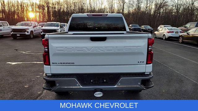 Certified 2024 Chevrolet Silverado 1500 LTZ AWD/4WD image 8